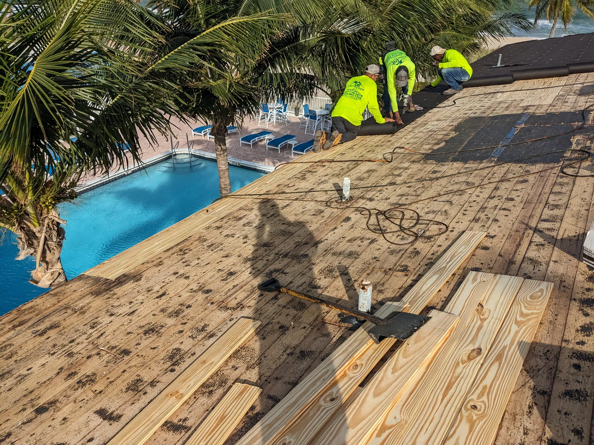 Standing seam metal roof by DR Construction & Roofing in South Florida