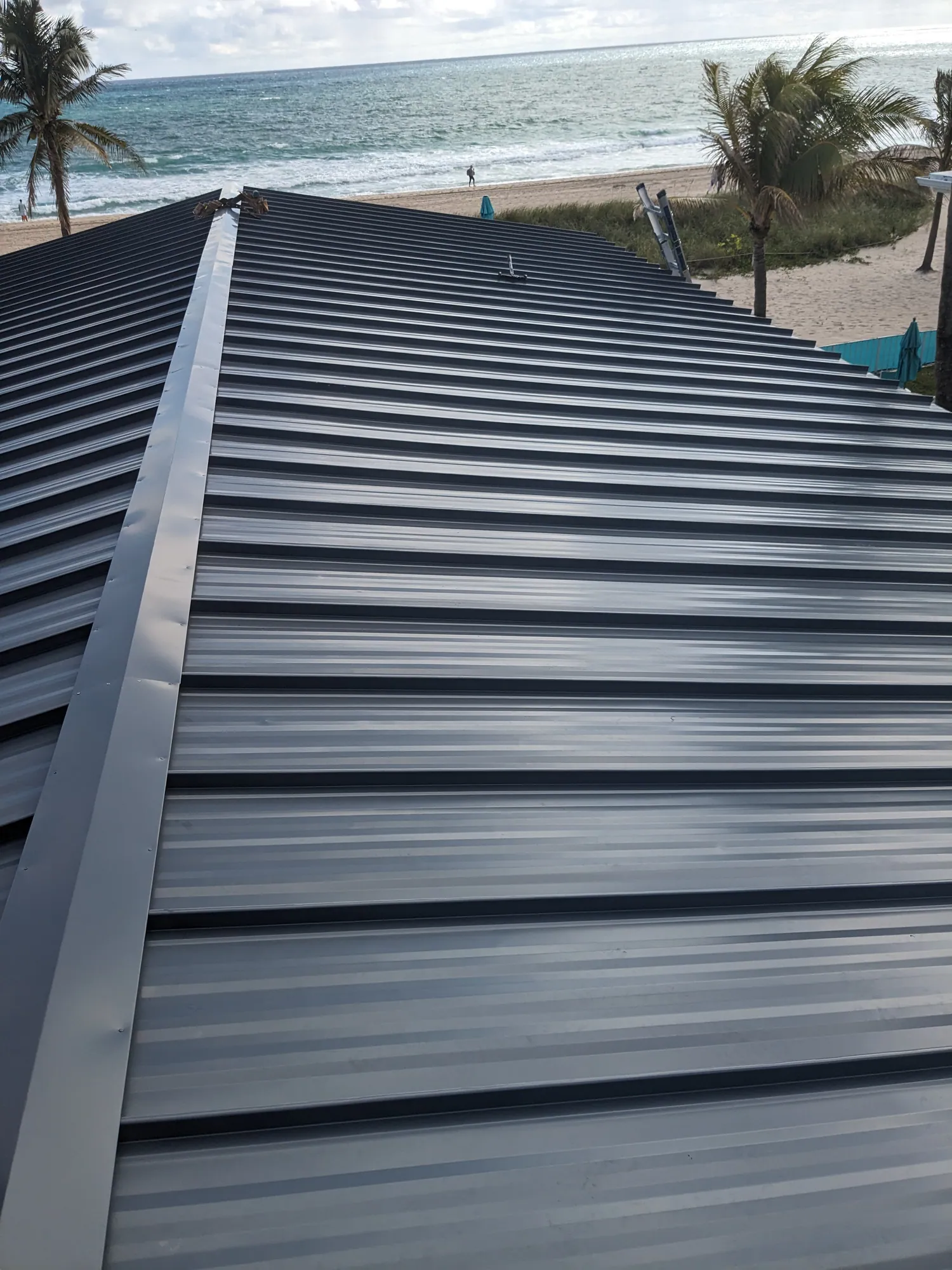 Standing seam metal roof by DR Construction & Roofing in South Florida